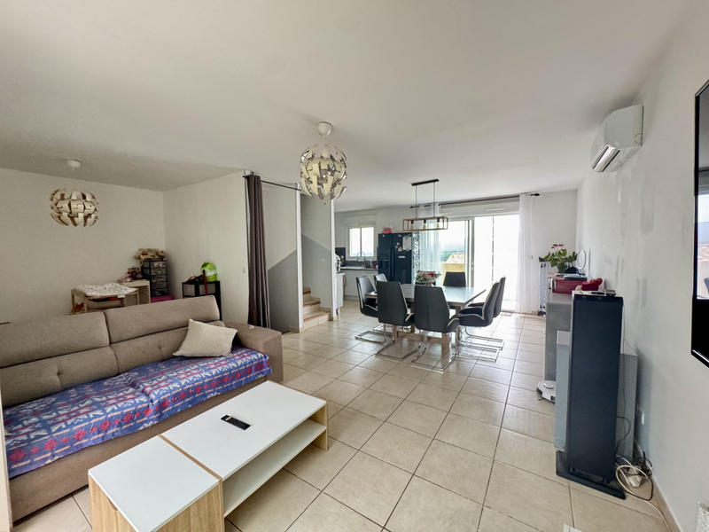 Maison - 92 m² - 4 pièces