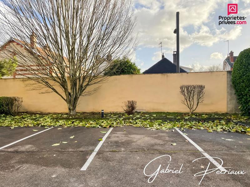 Loft - 96 m² - 5 pièces