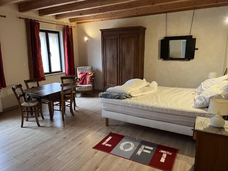 Corps de ferme - 425 m² - 12 pièces