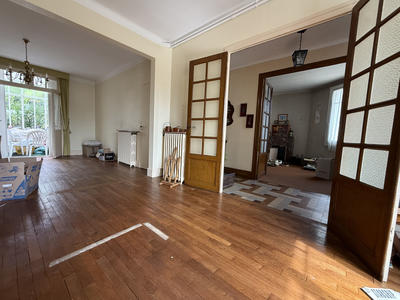 Maison - 152 m² - 7 pièces