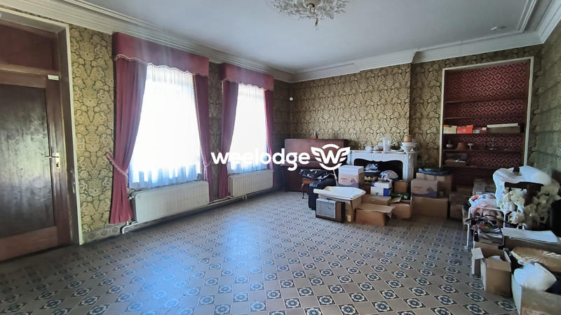 Maison - 140 m² - 9 pièces