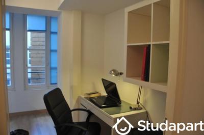 Chambre - 9 m² - 1 pièce