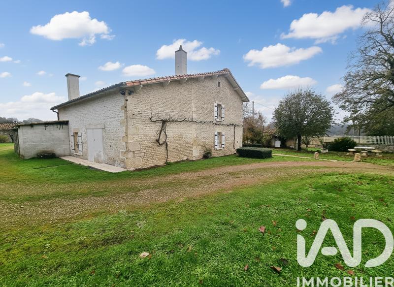 Maison - 254 m² - 6 pièces