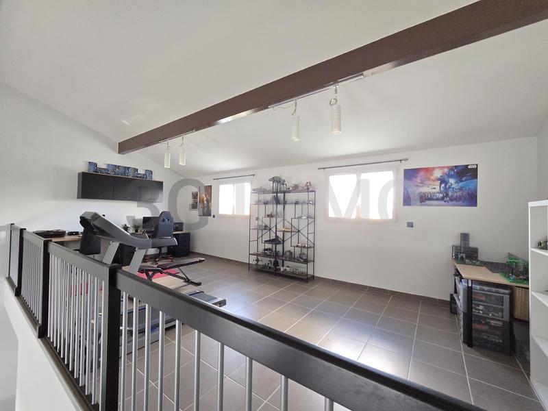 Villa - 152 m² - 6 pièces