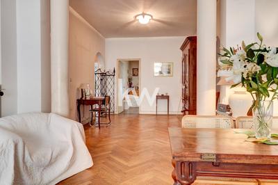 Appartement - 93 m² - 3 pièces