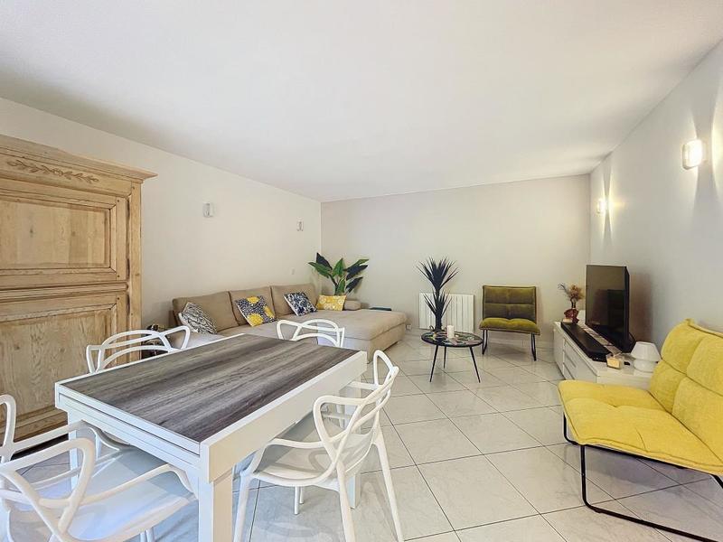 Appartement - 55 m² - 3 pièces