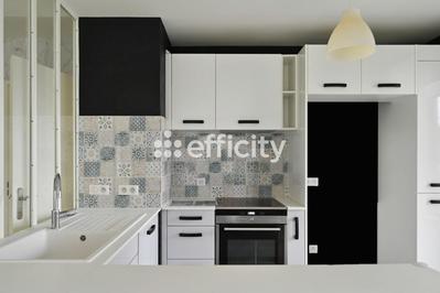 Appartement - 82 m² - 4 pièces