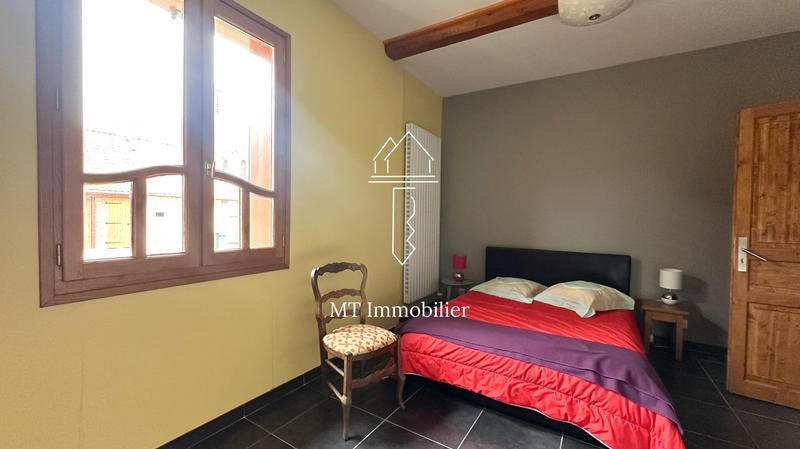 Maison - 343 m² - 8 pièces