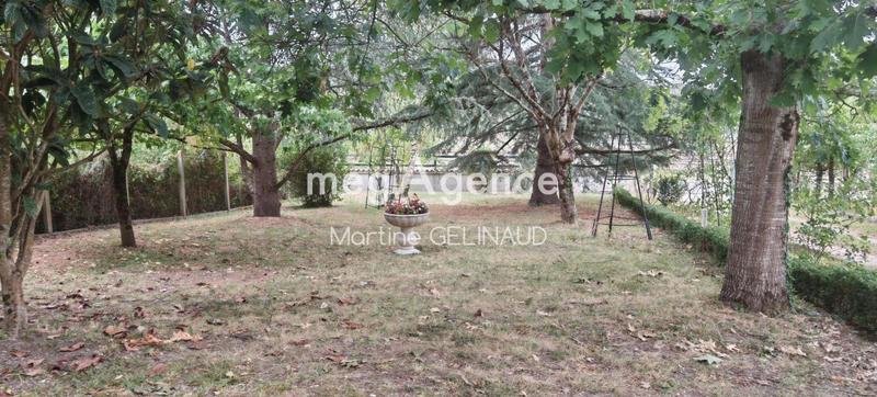 Maison - 171 m² - 8 pièces