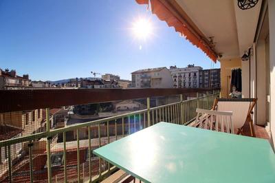 Appartement - 77 m² - 3 pièces