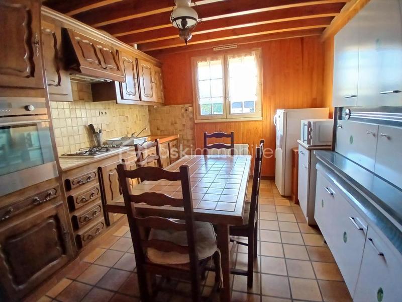 Maison - 163 m² - 8 pièces