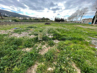 Terrain de loisirs - 1 400 m²