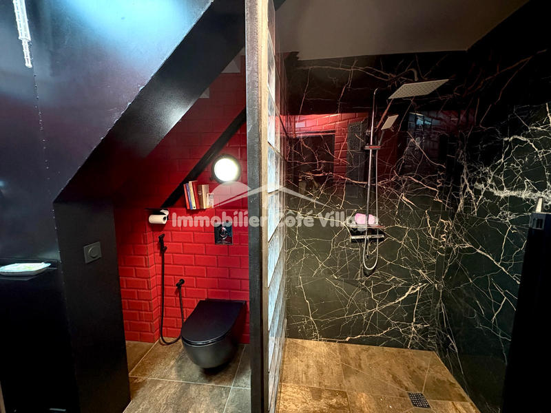 Maison - 105 m² - 5 pièces