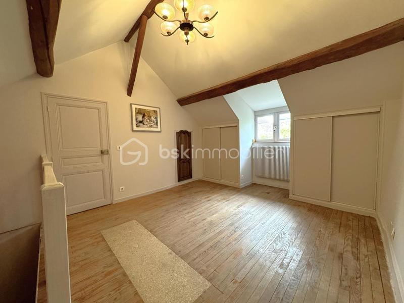 Maison - 98 m² - 4 pièces