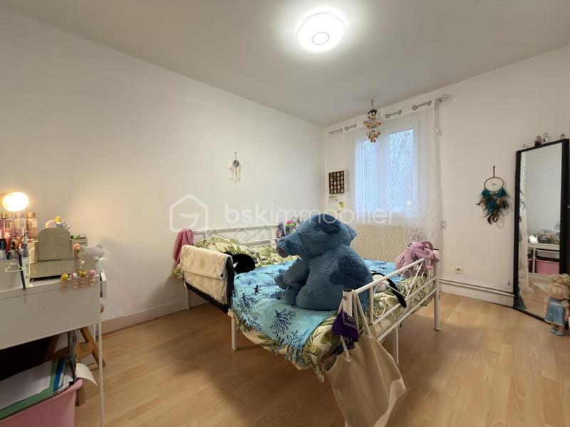 Maison - 168 m² - 8 pièces