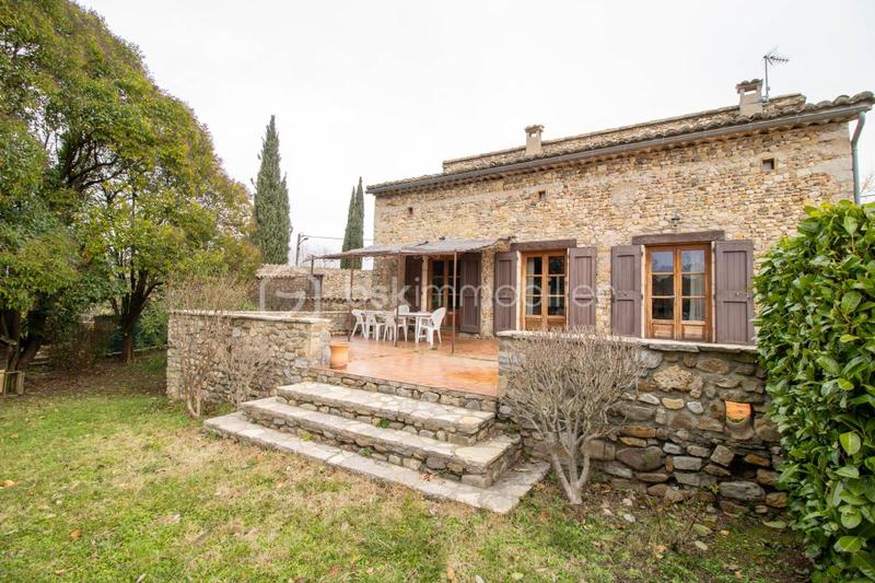 Maison - 138 m² - 7 pièces