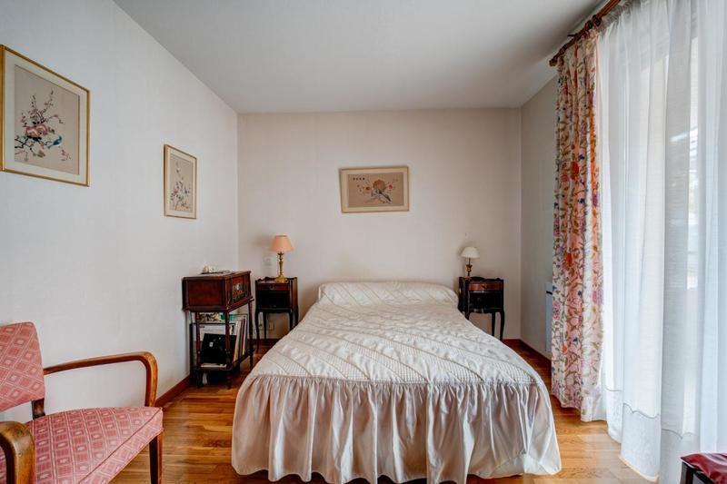 Appartement - 135 m² - 5 pièces