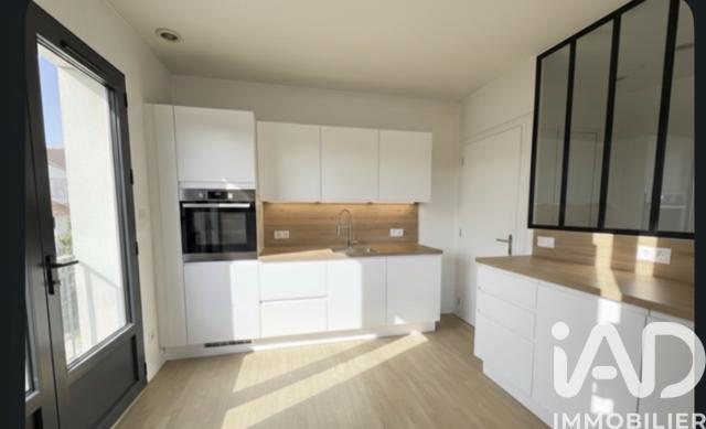 Appartement - 79 m² - 3 pièces