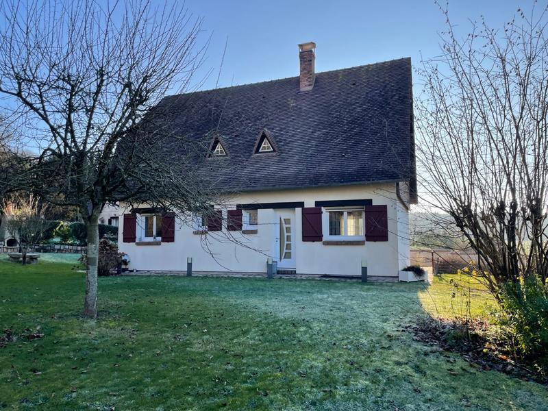 Maison traditionnelle - 105 m² - 5 pièces