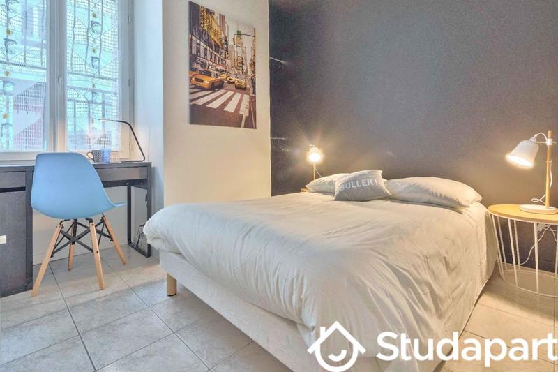 Chambre - 10 m² - 1 pièce