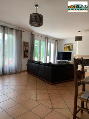 Maison - 120 m² - 4 pièces