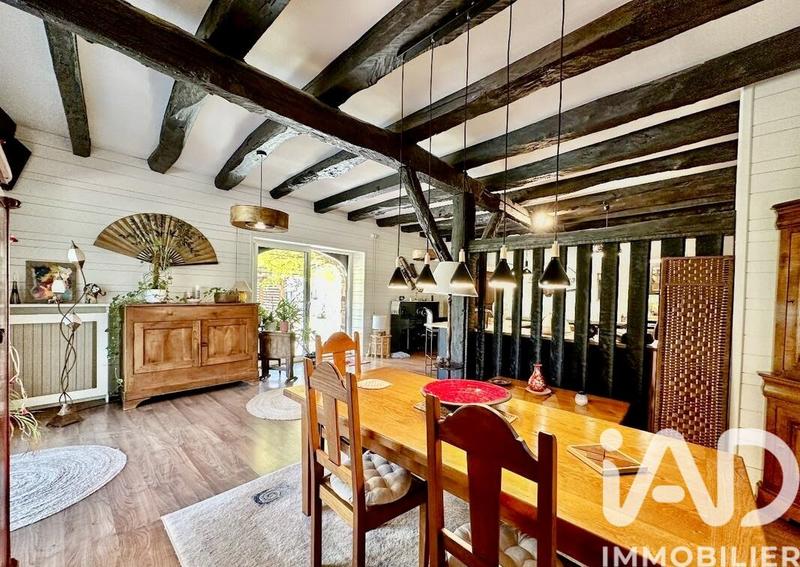 Maison - 368 m² - 10 pièces