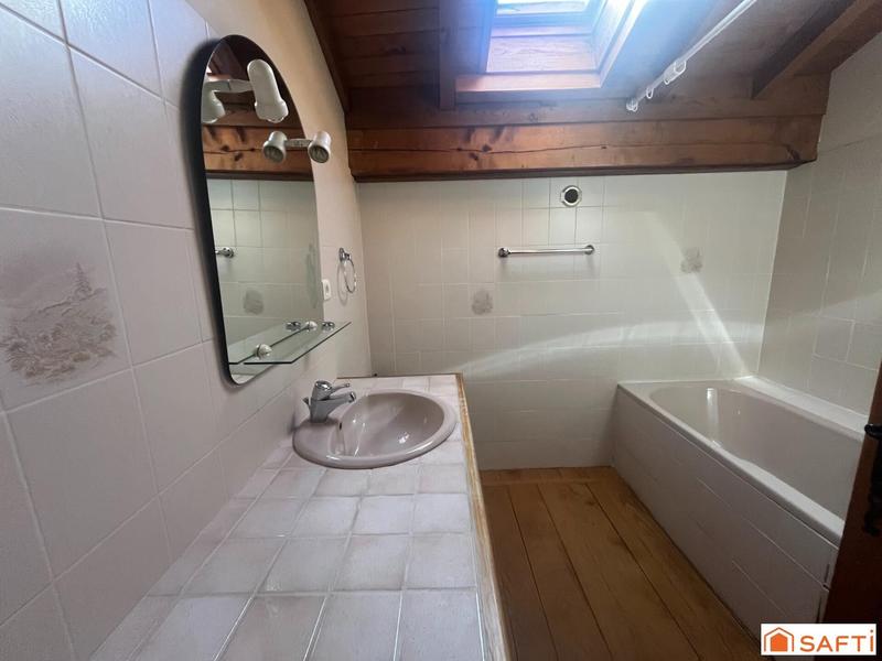 Maison - 157 m² - 4 pièces