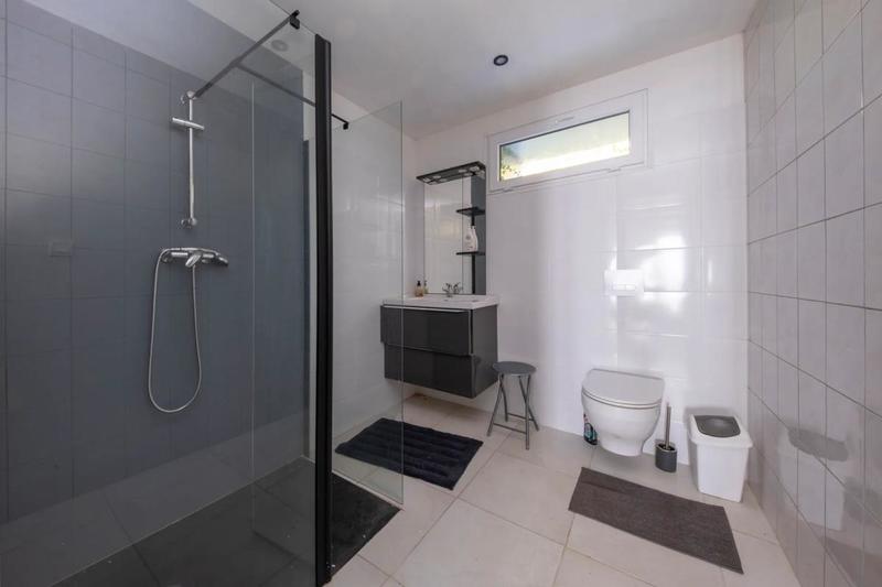 Maison - 253 m² - 7 pièces