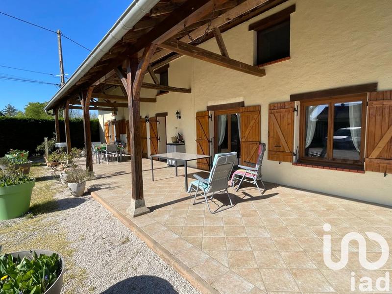 Maison - 190 m² - 8 pièces