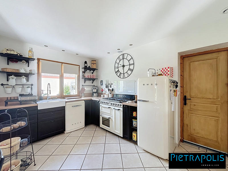 Maison - 191 m² - 7 pièces