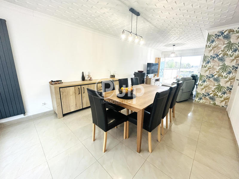 Maison - 150 m² - 8 pièces