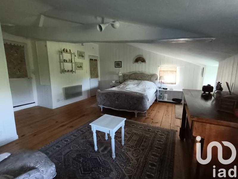 Maison - 196 m² - 12 pièces