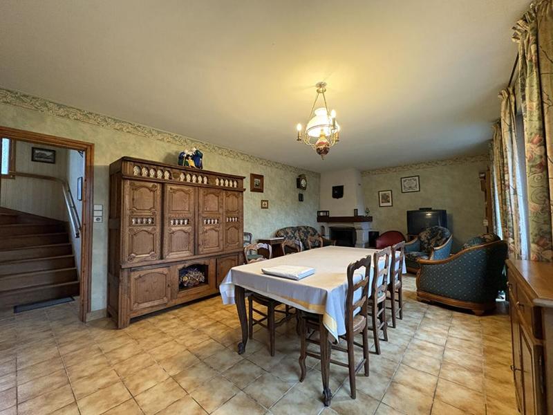 Maison - 140 m² - 8 pièces