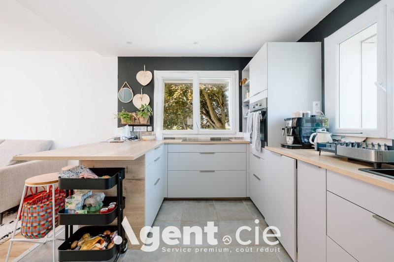 Maison - 143 m² - 7 pièces