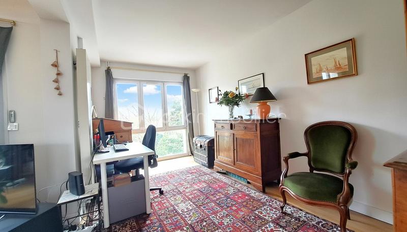 Propriété - 142 m² - 8 pièces