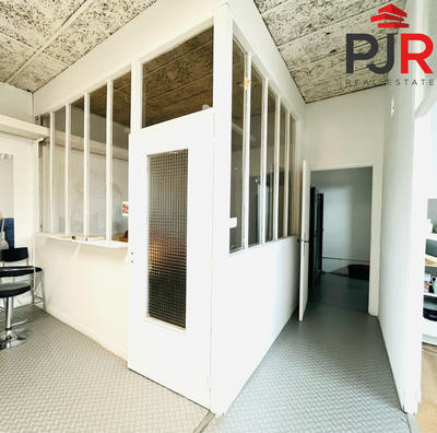 Bureau - 120 m² - 1 pièce