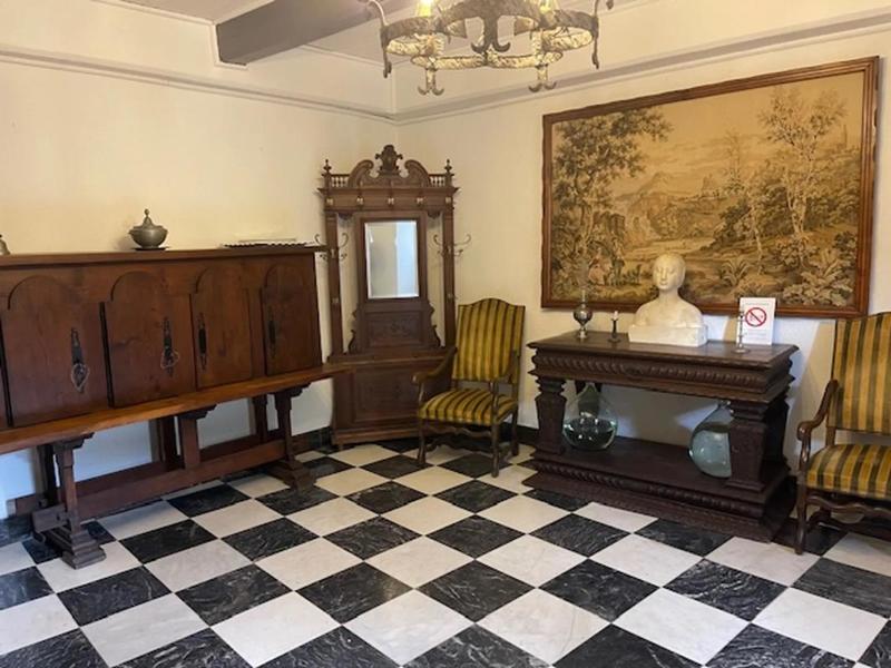 Château - 585 m² - 20 pièces