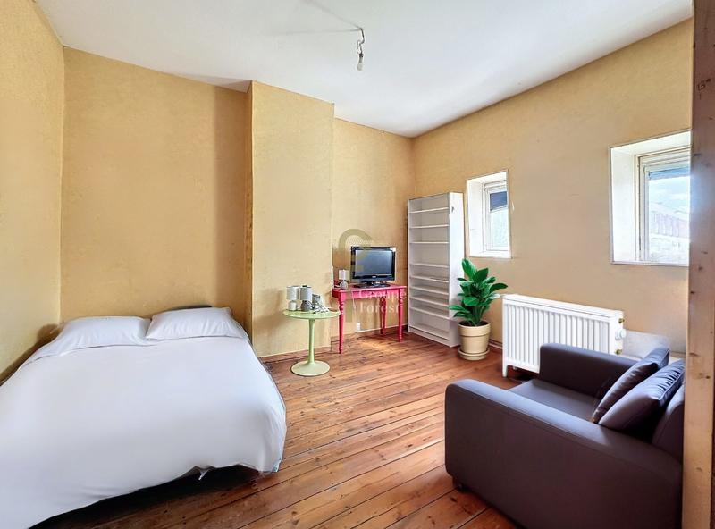 Maison - 183 m² - 6 pièces