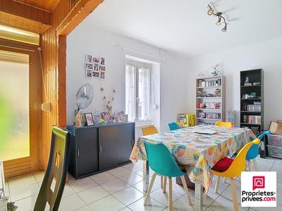 Maison - 110 m² - 4 pièces