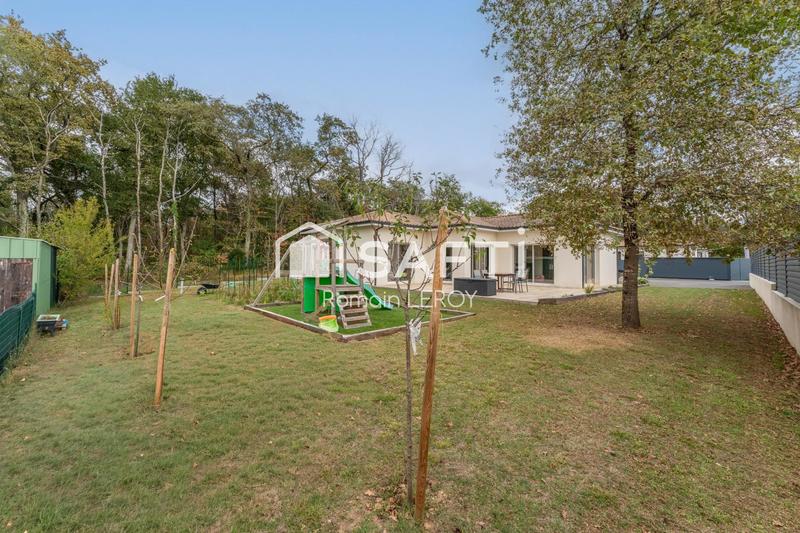 Maison - 159 m² - 6 pièces