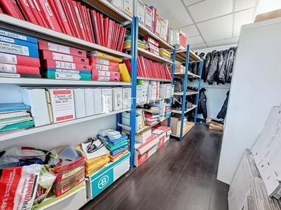 Local commercial - 78 m² - 4 pièces