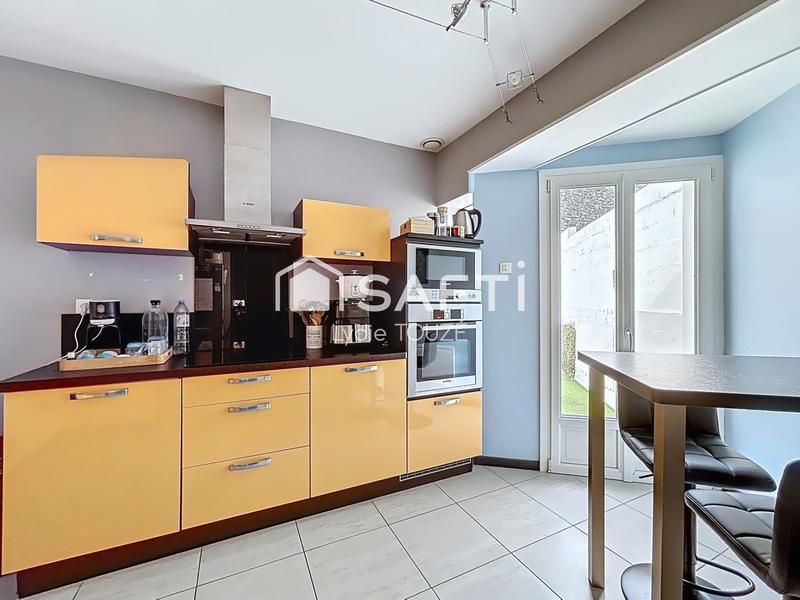 Maison - 95 m² - 4 pièces