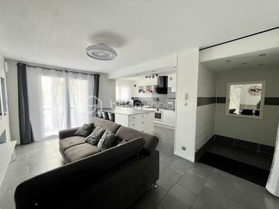 Appartement - 68 m² - 3 pièces