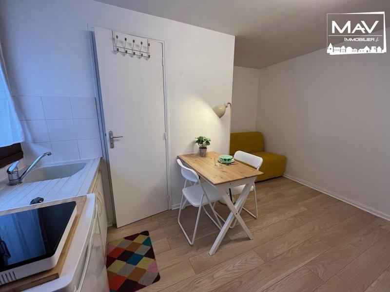 Studio - 15 m² - 1 pièce