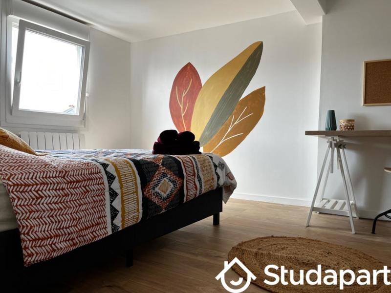 Chambre - 9 m² - 1 pièce