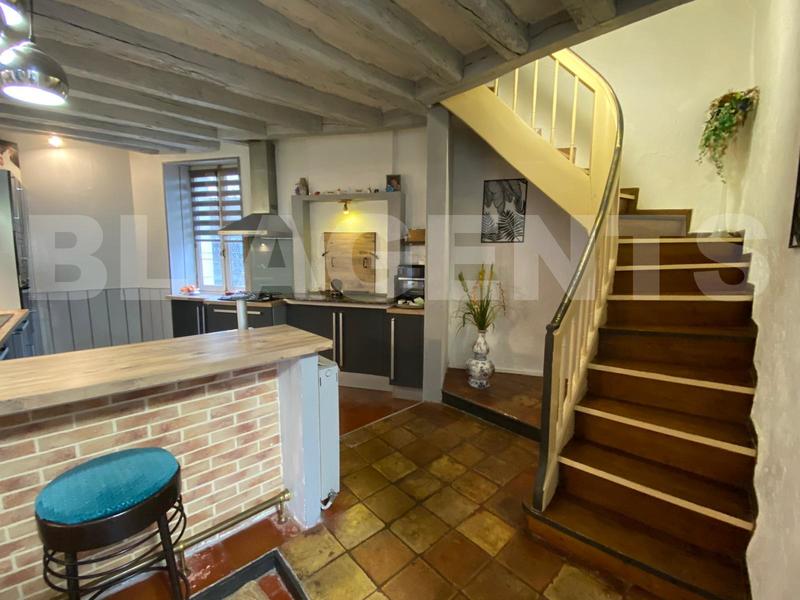 Maison traditionnelle - 138 m² - 6 pièces