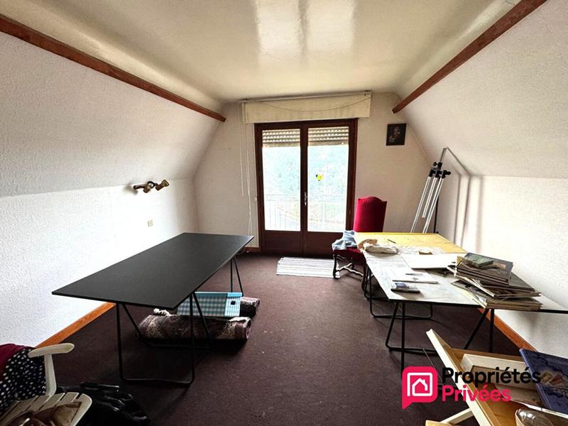 Maison - 189 m² - 5 pièces