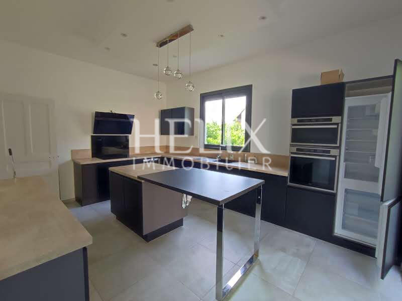 Maison - 165 m² - 7 pièces