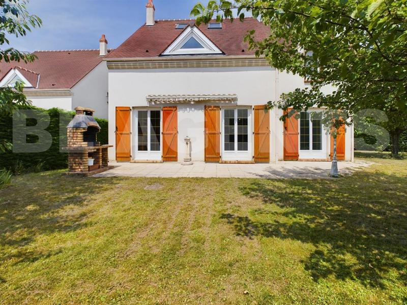 Maison - 160 m² - 5 pièces
