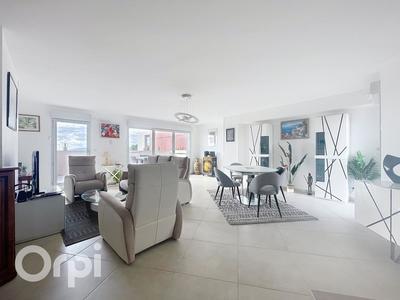 Appartement - 113 m² - 4 pièces